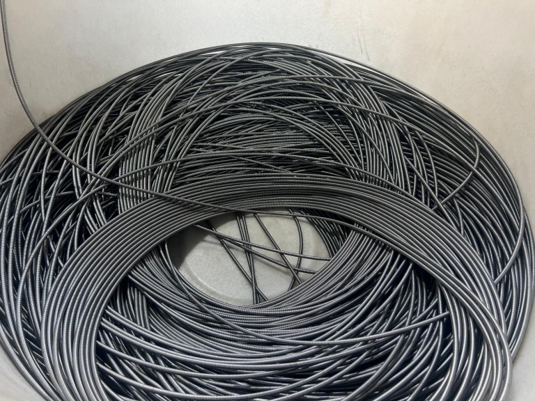 Our Technical Team Overcomes Shrinkage Issue of Large Round Wire Tubes in High-Temperature Seasons